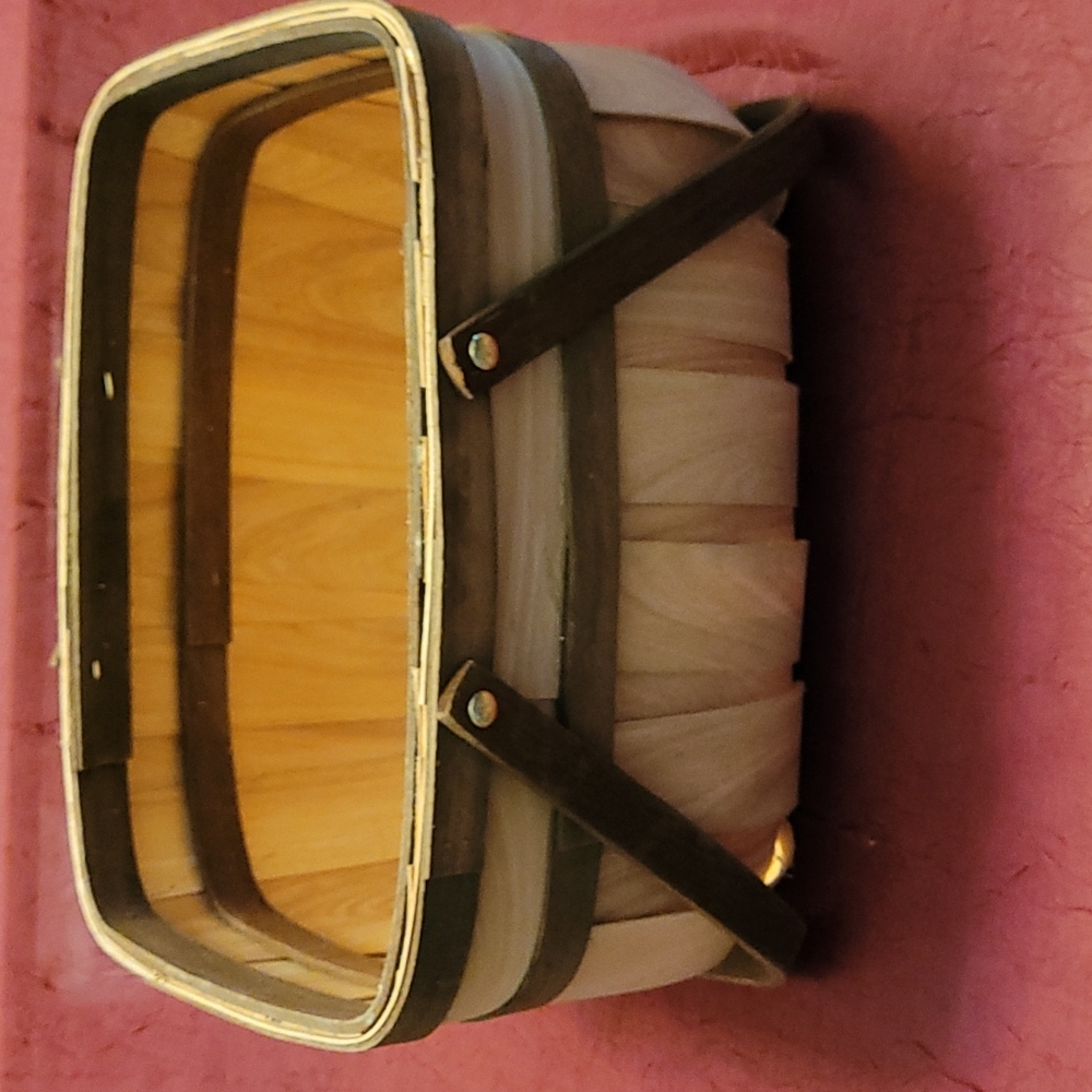 Basket, like new